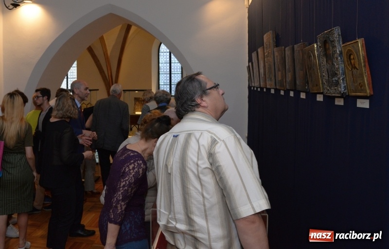 Zdjęcie w galerii na portalu naszraciborz.pl: Obrazy święte i noc w Muzeum  wiadomości z regionu
