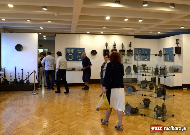 Zdjęcie w galerii na portalu naszraciborz.pl: Obrazy święte i noc w Muzeum  wiadomości z regionu