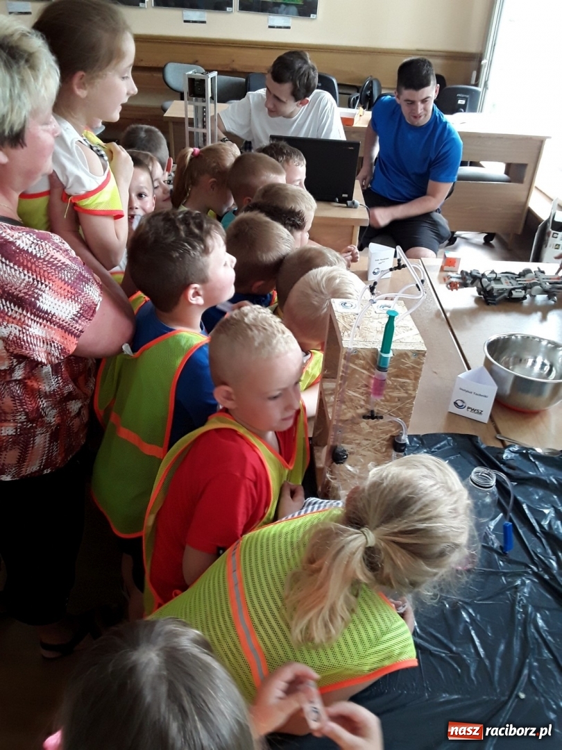 Zdjęcie w galerii na portalu naszraciborz.pl: Dzień Dziecka z Instytutem Techniki PWSZ wiadomości z regionu
