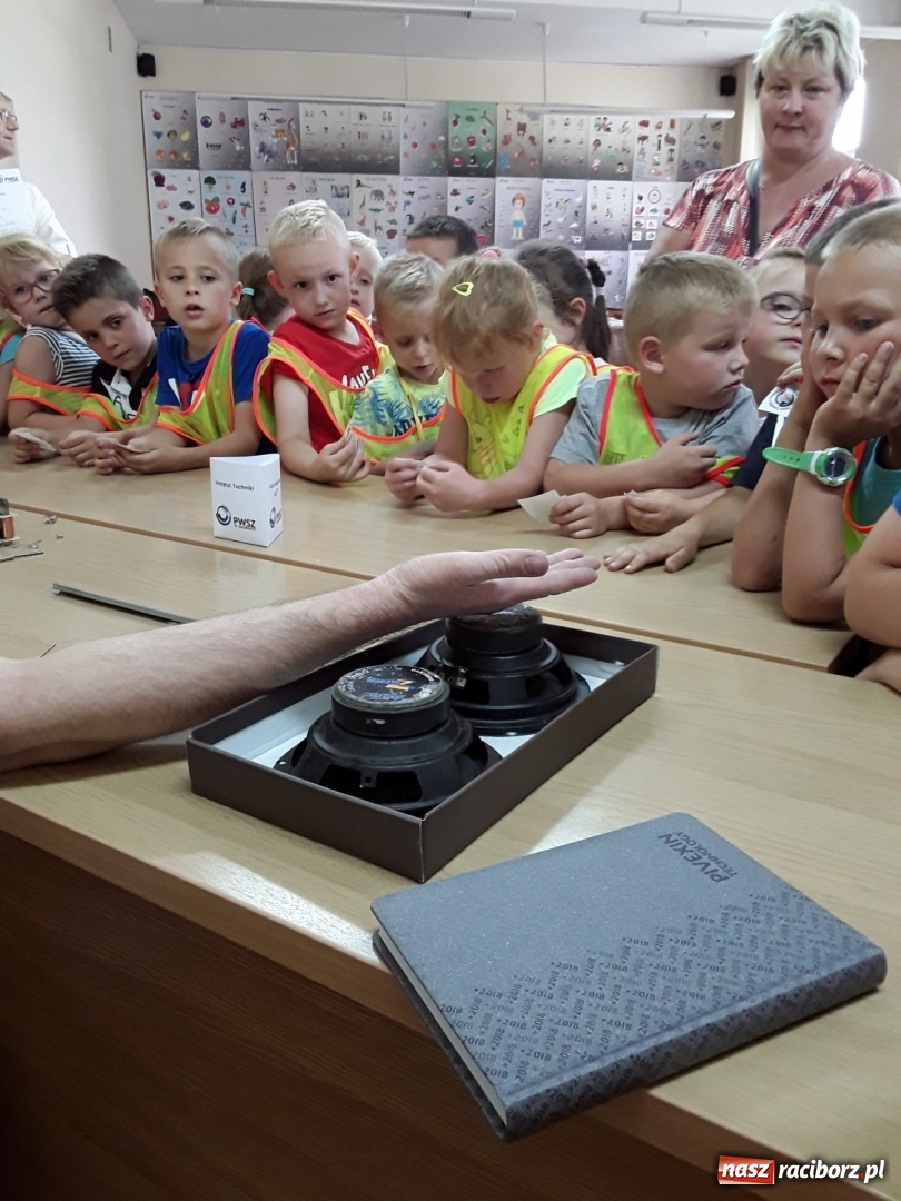Zdjęcie w galerii na portalu naszraciborz.pl: Dzień Dziecka z Instytutem Techniki PWSZ wiadomości z regionu