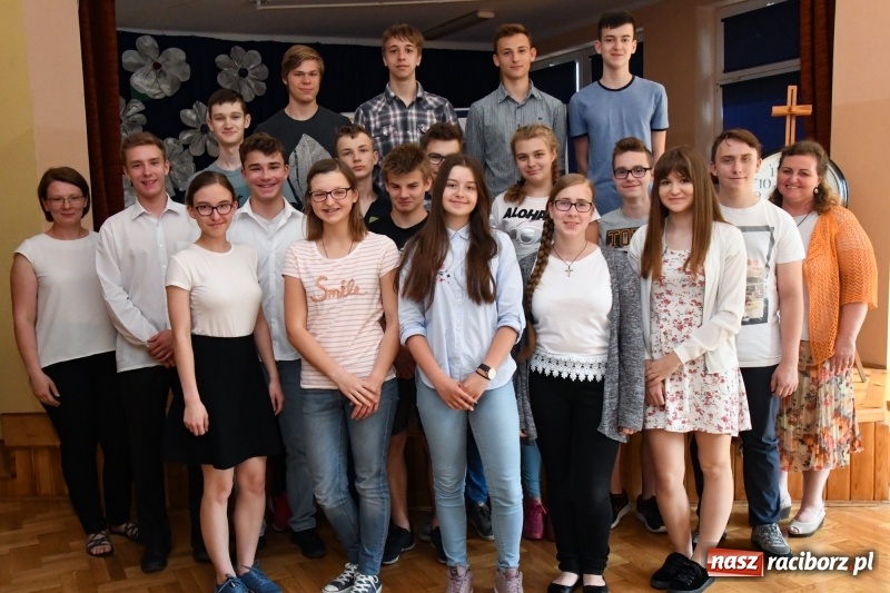 Zdjęcie w galerii na portalu naszraciborz.pl: Międzynarodowy maraton matematyczny w SP18 wiadomości z regionu