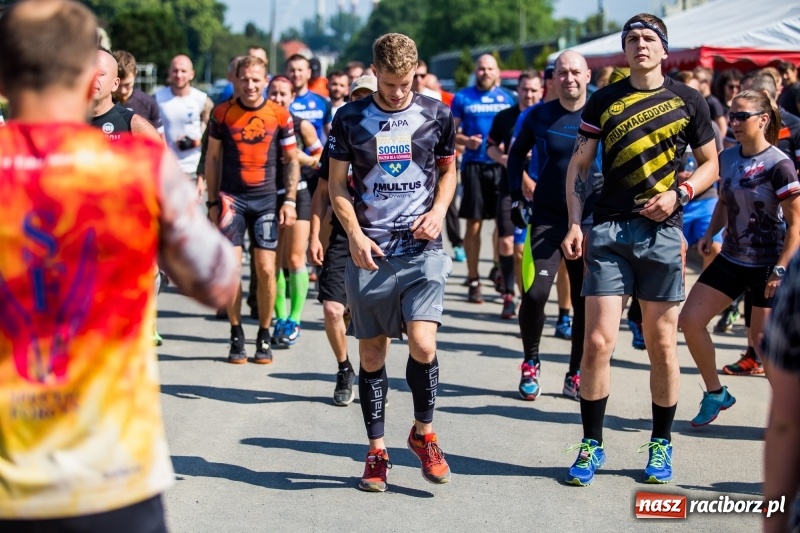 Zdjęcie w galerii na portalu naszraciborz.pl: I Bieg Cichociemnych w Raciborzu. Trasa wyciskała ostatnie poty FOTO i WIDEO wiadomości z regionu