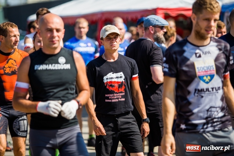 Zdjęcie w galerii na portalu naszraciborz.pl: I Bieg Cichociemnych w Raciborzu. Trasa wyciskała ostatnie poty FOTO i WIDEO wiadomości z regionu