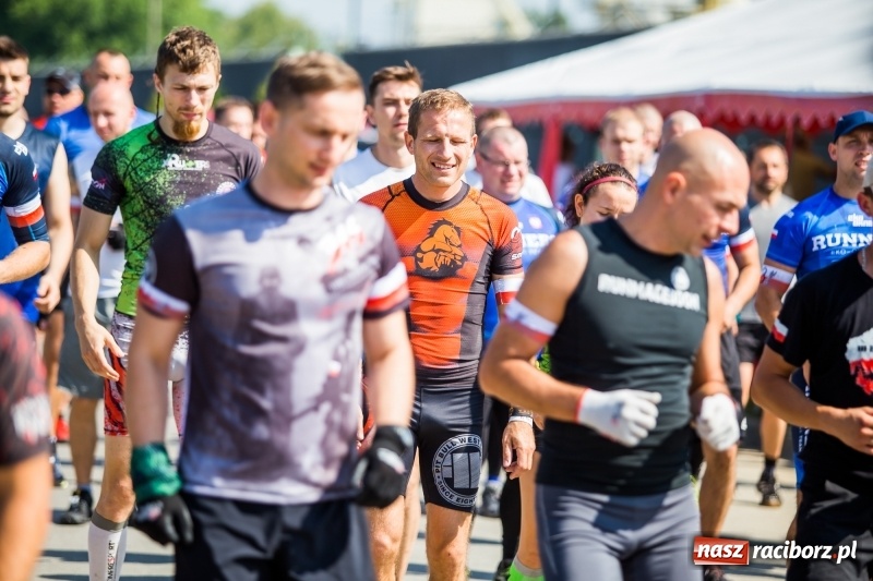 Zdjęcie w galerii na portalu naszraciborz.pl: I Bieg Cichociemnych w Raciborzu. Trasa wyciskała ostatnie poty FOTO i WIDEO wiadomości z regionu