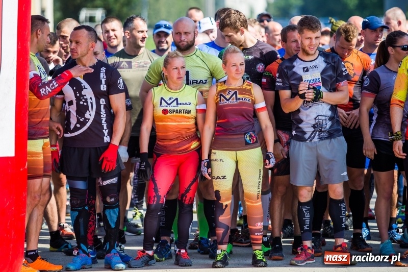 Zdjęcie w galerii na portalu naszraciborz.pl: I Bieg Cichociemnych w Raciborzu. Trasa wyciskała ostatnie poty FOTO i WIDEO wiadomości z regionu