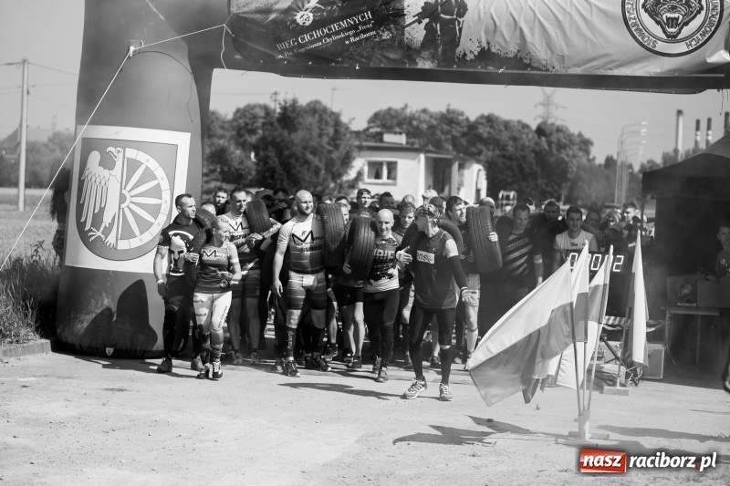 Zdjęcie w galerii na portalu naszraciborz.pl: I Bieg Cichociemnych w Raciborzu. Trasa wyciskała ostatnie poty FOTO i WIDEO wiadomości z regionu
