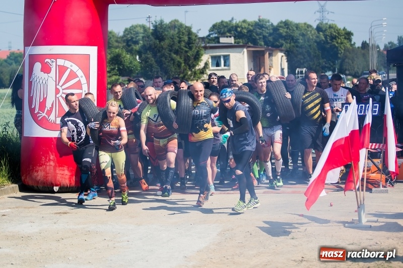 Zdjęcie w galerii na portalu naszraciborz.pl: I Bieg Cichociemnych w Raciborzu. Trasa wyciskała ostatnie poty FOTO i WIDEO wiadomości z regionu