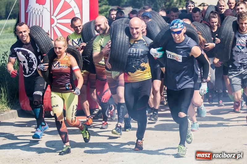 Zdjęcie w galerii na portalu naszraciborz.pl: I Bieg Cichociemnych w Raciborzu. Trasa wyciskała ostatnie poty FOTO i WIDEO wiadomości z regionu