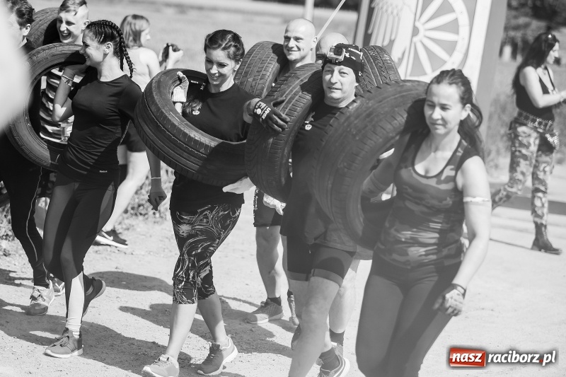 Zdjęcie w galerii na portalu naszraciborz.pl: I Bieg Cichociemnych w Raciborzu. Trasa wyciskała ostatnie poty FOTO i WIDEO wiadomości z regionu