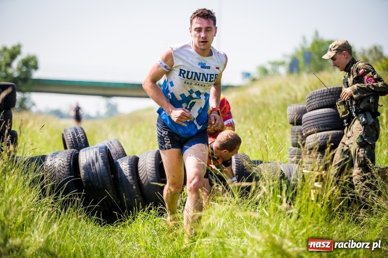 Zdjęcie w galerii na portalu naszraciborz.pl: I Bieg Cichociemnych w Raciborzu. Trasa wyciskała ostatnie poty FOTO i WIDEO wiadomości z regionu