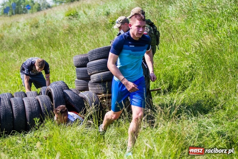 Zdjęcie w galerii na portalu naszraciborz.pl: I Bieg Cichociemnych w Raciborzu. Trasa wyciskała ostatnie poty FOTO i WIDEO wiadomości z regionu