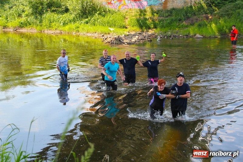 Zdjęcie w galerii na portalu naszraciborz.pl: I Bieg Cichociemnych w Raciborzu. Trasa wyciskała ostatnie poty FOTO i WIDEO wiadomości z regionu