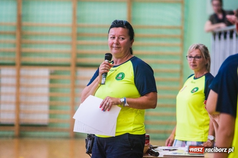 Zdjęcie w galerii na portalu naszraciborz.pl: Po raz szósty zagrali dla swoich mam wiadomości z regionu