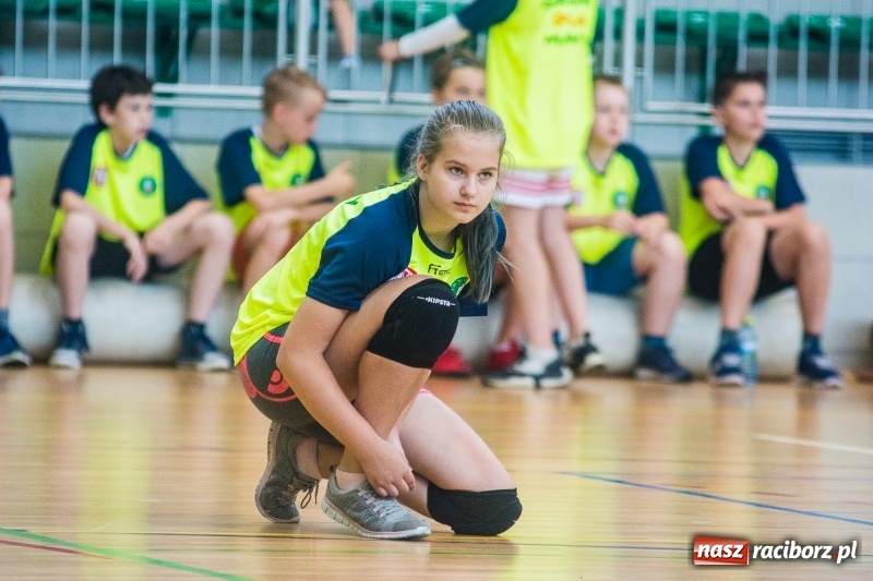 Zdjęcie w galerii na portalu naszraciborz.pl: Po raz szósty zagrali dla swoich mam wiadomości z regionu