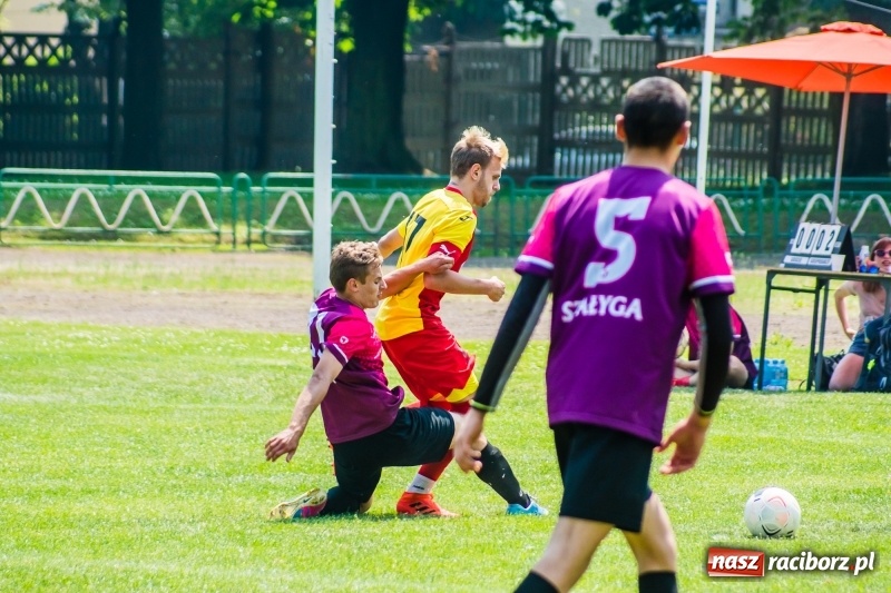 Zdjęcie w galerii na portalu naszraciborz.pl: Piłkarskie Mistrzostwa Polski niesłyszących na stadionie PWSZ wiadomości z regionu