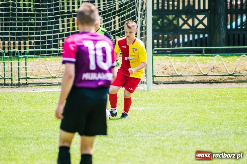 Zdjęcie w galerii na portalu naszraciborz.pl: Piłkarskie Mistrzostwa Polski niesłyszących na stadionie PWSZ wiadomości z regionu