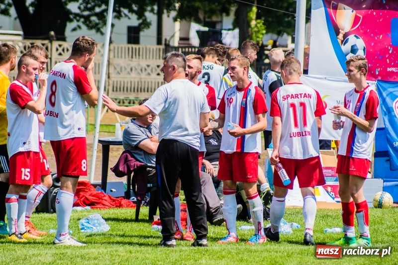 Zdjęcie w galerii na portalu naszraciborz.pl: Piłkarskie Mistrzostwa Polski niesłyszących na stadionie PWSZ wiadomości z regionu