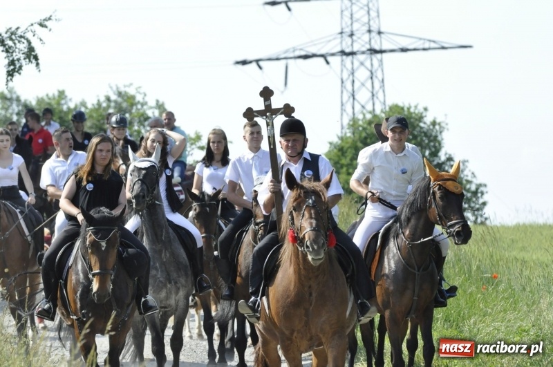 Zdjęcie w galerii na portalu naszraciborz.pl: Ze świętym Urbanem po brzeskich polach i łąkach wiadomości z regionu