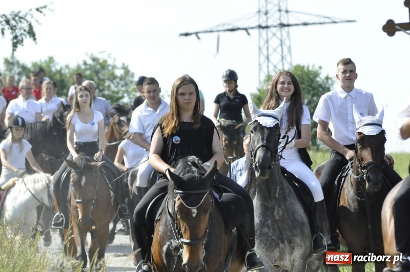Zdjęcie w galerii na portalu naszraciborz.pl: Ze świętym Urbanem po brzeskich polach i łąkach wiadomości z regionu