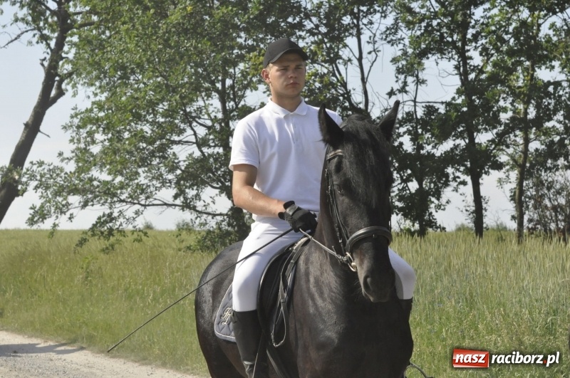 Zdjęcie w galerii na portalu naszraciborz.pl: Ze świętym Urbanem po brzeskich polach i łąkach wiadomości z regionu