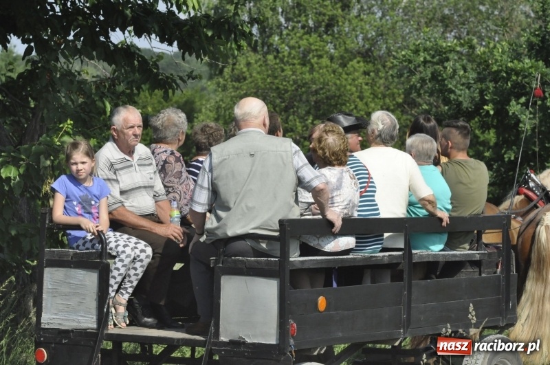 Zdjęcie w galerii na portalu naszraciborz.pl: Ze świętym Urbanem po brzeskich polach i łąkach wiadomości z regionu