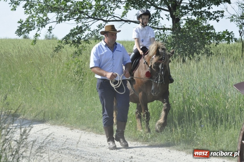 Zdjęcie w galerii na portalu naszraciborz.pl: Ze świętym Urbanem po brzeskich polach i łąkach wiadomości z regionu