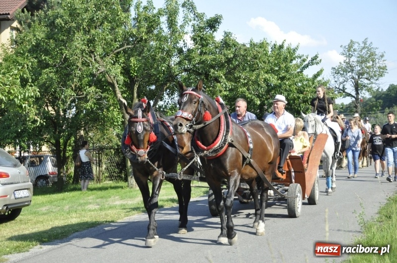 Zdjęcie w galerii na portalu naszraciborz.pl: Ze świętym Urbanem po brzeskich polach i łąkach wiadomości z regionu