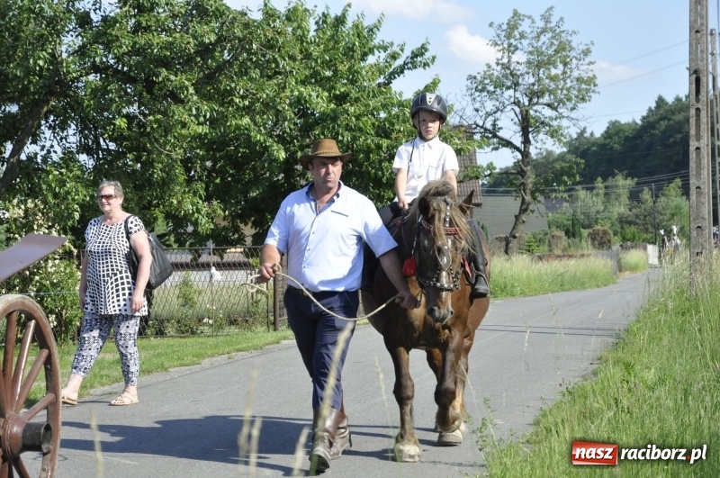 Zdjęcie w galerii na portalu naszraciborz.pl: Ze świętym Urbanem po brzeskich polach i łąkach wiadomości z regionu