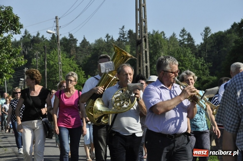 Zdjęcie w galerii na portalu naszraciborz.pl: Ze świętym Urbanem po brzeskich polach i łąkach wiadomości z regionu