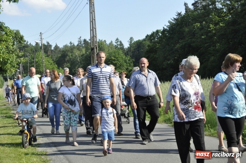 Zdjęcie w galerii na portalu naszraciborz.pl: Ze świętym Urbanem po brzeskich polach i łąkach wiadomości z regionu