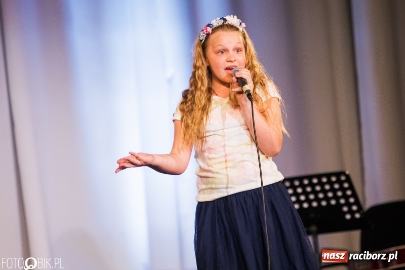 Zdjęcie w galerii na portalu naszraciborz.pl: Koncert jubileuszowy zespołu Perspektywa w Strzesze wiadomości z regionu