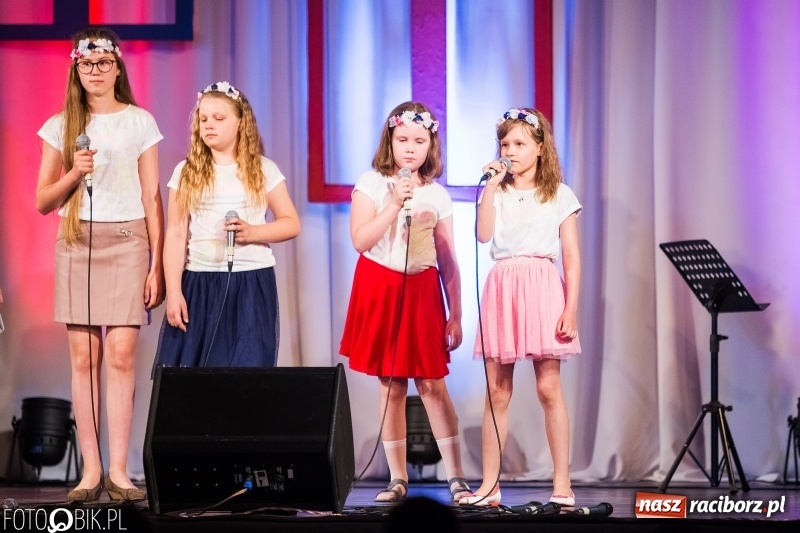 Zdjęcie w galerii na portalu naszraciborz.pl: Koncert jubileuszowy zespołu Perspektywa w Strzesze wiadomości z regionu