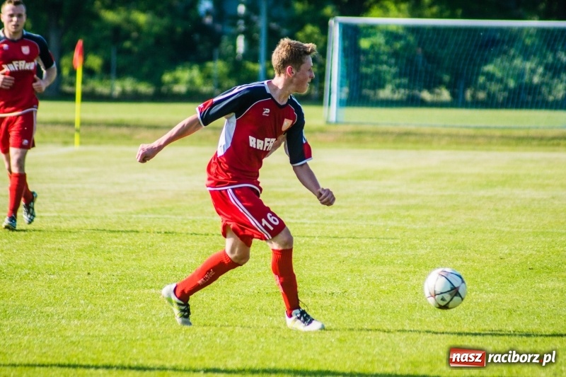 Zdjęcie w galerii na portalu naszraciborz.pl: Zaczęło się dobrze, skończyło jak zwykle. Rafako pokonało Krzanowice wiadomości z regionu