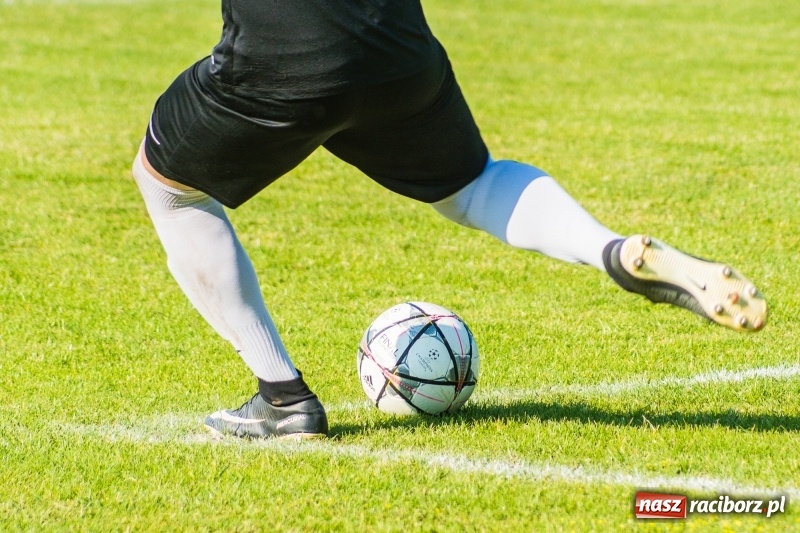 Zdjęcie w galerii na portalu naszraciborz.pl: Zaczęło się dobrze, skończyło jak zwykle. Rafako pokonało Krzanowice wiadomości z regionu