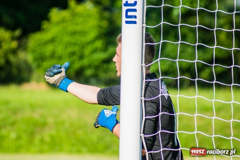 Zdjęcie w galerii na portalu naszraciborz.pl: Zaczęło się dobrze, skończyło jak zwykle. Rafako pokonało Krzanowice wiadomości z regionu