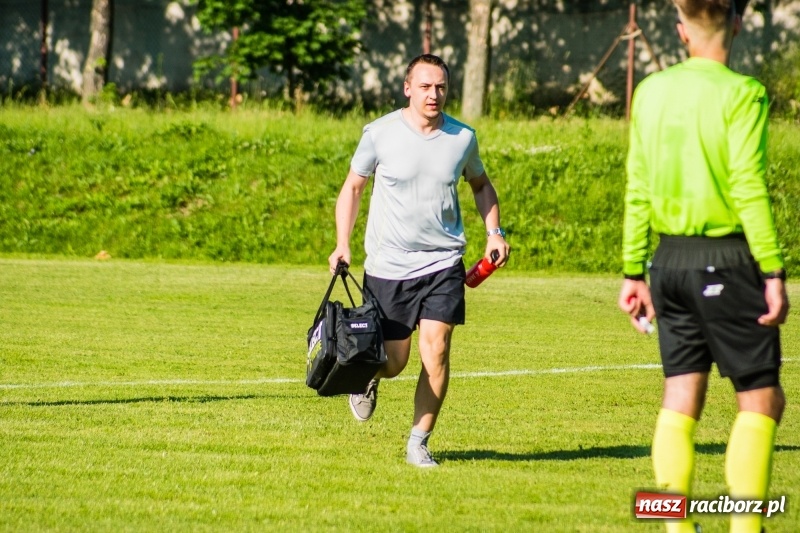 Zdjęcie w galerii na portalu naszraciborz.pl: Zaczęło się dobrze, skończyło jak zwykle. Rafako pokonało Krzanowice wiadomości z regionu