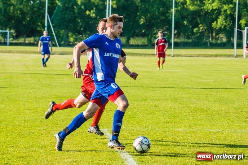 Zdjęcie w galerii na portalu naszraciborz.pl: Zaczęło się dobrze, skończyło jak zwykle. Rafako pokonało Krzanowice wiadomości z regionu