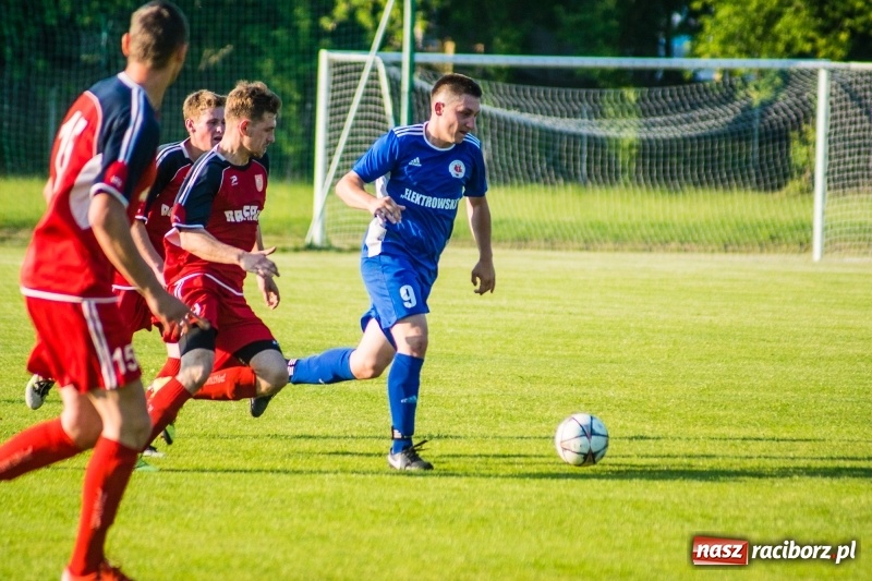 Zdjęcie w galerii na portalu naszraciborz.pl: Zaczęło się dobrze, skończyło jak zwykle. Rafako pokonało Krzanowice wiadomości z regionu