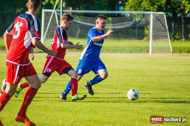 Zdjęcie w galerii na portalu naszraciborz.pl: Zaczęło się dobrze, skończyło jak zwykle. Rafako pokonało Krzanowice wiadomości z regionu