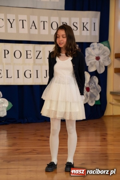 Zdjęcie w galerii na portalu naszraciborz.pl: Religijnie i metafizycznie - konkurs recytatorski w SP 18 wiadomości z regionu