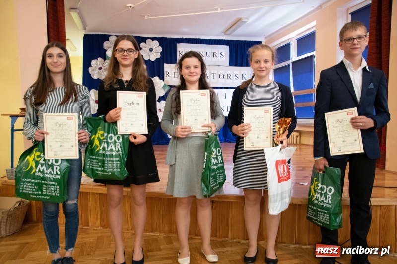 Zdjęcie w galerii na portalu naszraciborz.pl: Religijnie i metafizycznie - konkurs recytatorski w SP 18 wiadomości z regionu