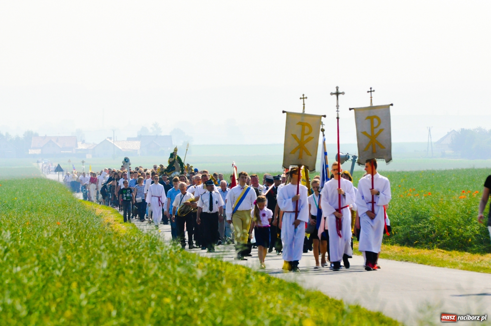 Zdjęcie w galerii na portalu naszraciborz.pl: Tworków. W gościnie u świętego Urbana wiadomości z regionu