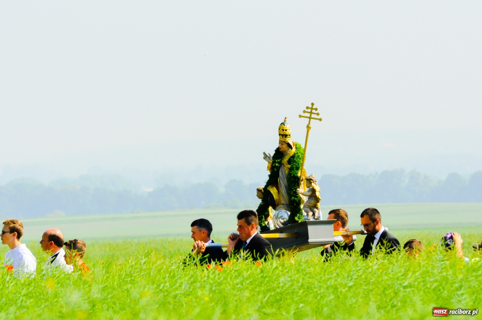 Zdjęcie w galerii na portalu naszraciborz.pl: Tworków. W gościnie u świętego Urbana wiadomości z regionu