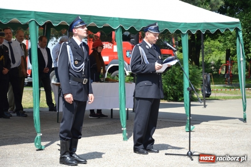 Zdjęcie w galerii na portalu naszraciborz.pl: Jankowice idą do przodu. Nowy wóz strażacki i zmodernizowany plac zabaw  wiadomości z regionu