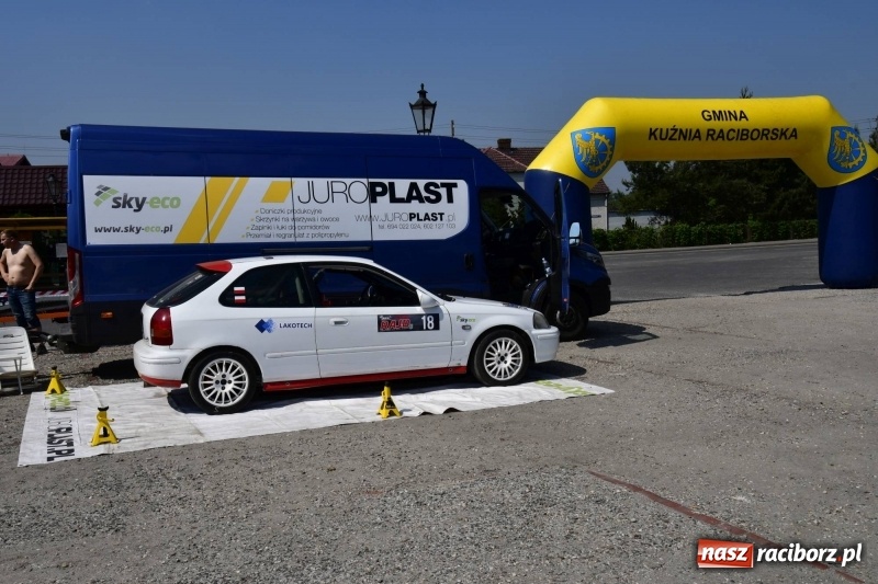 Zdjęcie w galerii na portalu naszraciborz.pl: Zapach spalin o poranku, czyli samochodowy Rajd o Puchar Burmistrza Kuźni Raciborskiej FOTO i VIDEO wiadomości z regionu