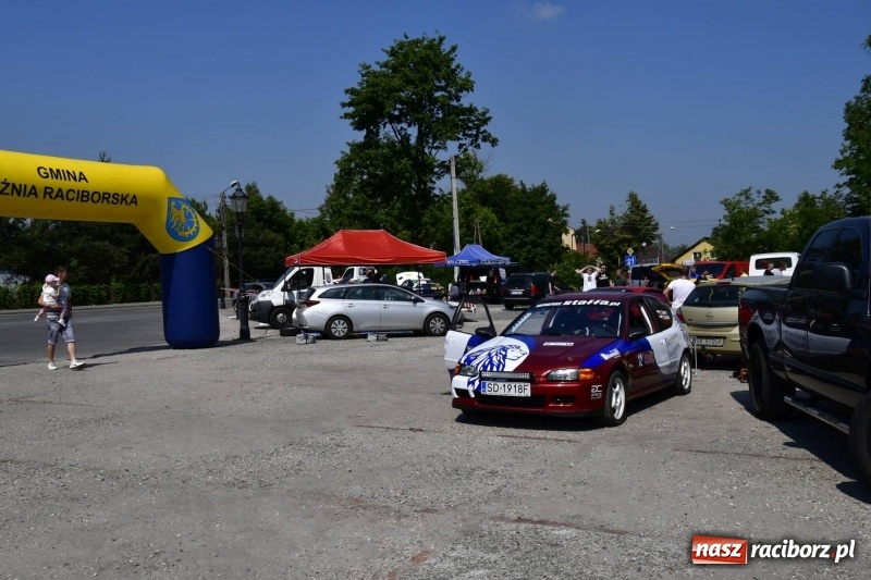 Zdjęcie w galerii na portalu naszraciborz.pl: Zapach spalin o poranku, czyli samochodowy Rajd o Puchar Burmistrza Kuźni Raciborskiej FOTO i VIDEO wiadomości z regionu