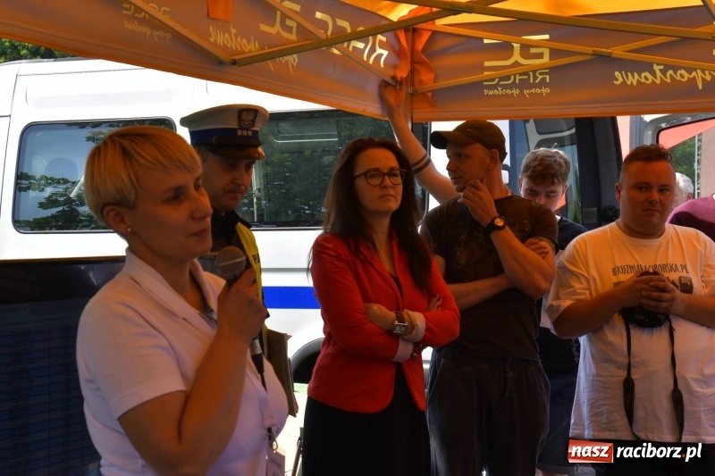 Zdjęcie w galerii na portalu naszraciborz.pl: Zapach spalin o poranku, czyli samochodowy Rajd o Puchar Burmistrza Kuźni Raciborskiej FOTO i VIDEO wiadomości z regionu