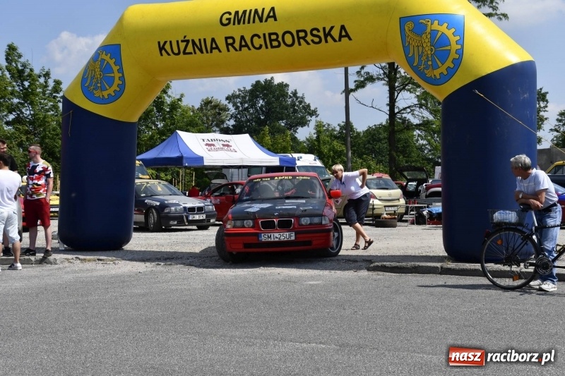 Zdjęcie w galerii na portalu naszraciborz.pl: Zapach spalin o poranku, czyli samochodowy Rajd o Puchar Burmistrza Kuźni Raciborskiej FOTO i VIDEO wiadomości z regionu