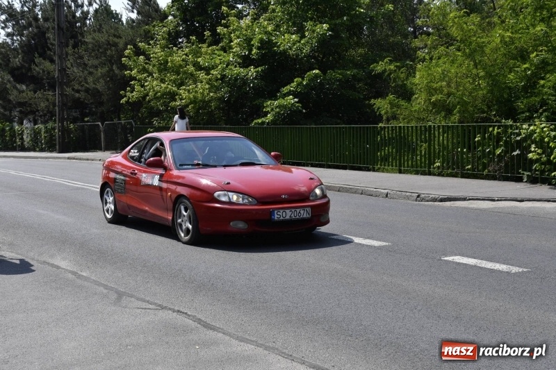 Zdjęcie w galerii na portalu naszraciborz.pl: Zapach spalin o poranku, czyli samochodowy Rajd o Puchar Burmistrza Kuźni Raciborskiej FOTO i VIDEO wiadomości z regionu