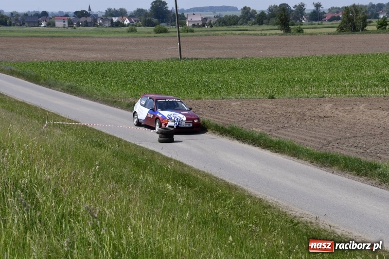 Zdjęcie w galerii na portalu naszraciborz.pl: Zapach spalin o poranku, czyli samochodowy Rajd o Puchar Burmistrza Kuźni Raciborskiej FOTO i VIDEO wiadomości z regionu